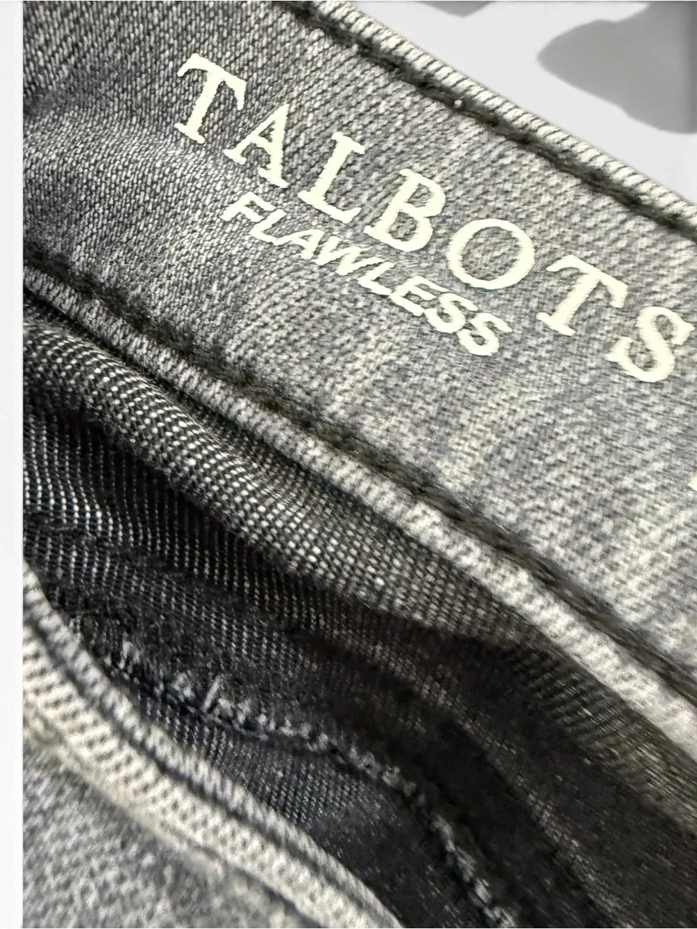 Talbots Gray Size 6P Flawless Slim Ankle Jeans